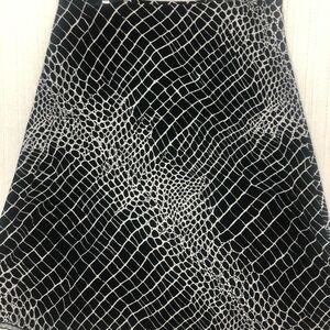 DFA New York‎ Black White Crocodile Skin Print Midi Skirt Size L
